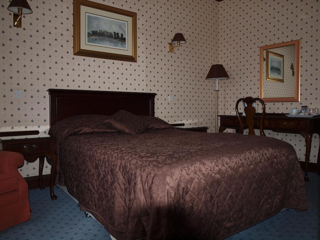 Argyll Arms Hotel แคมป์เบลทาวน์ ห้อง รูปภาพ