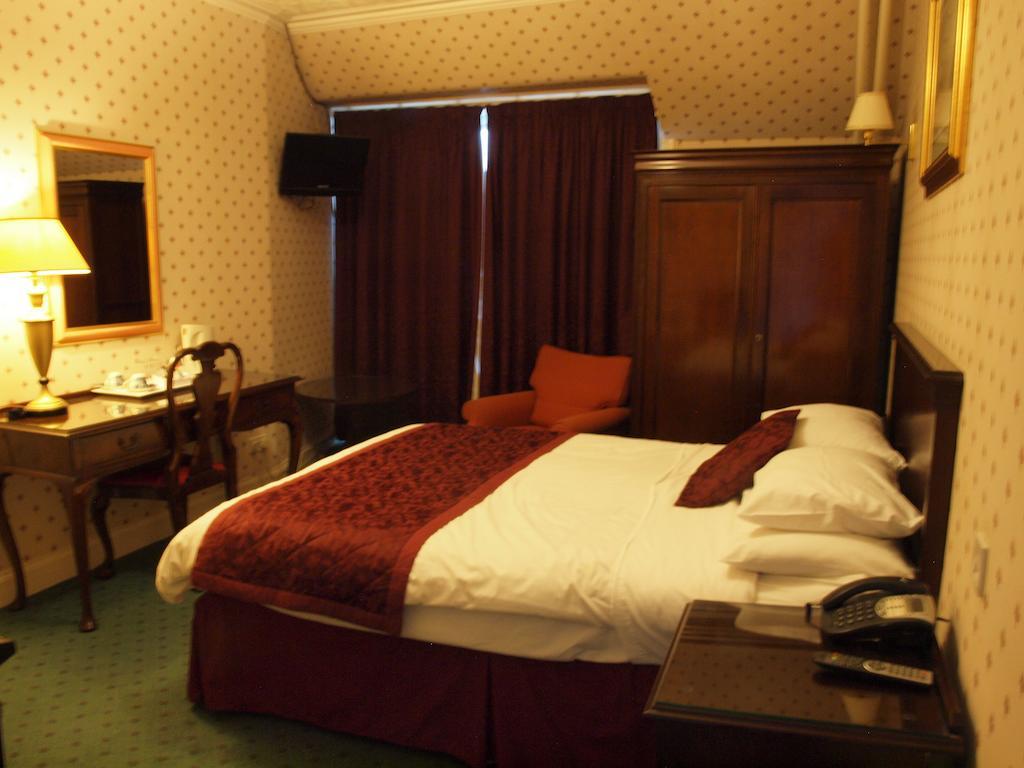 Argyll Arms Hotel แคมป์เบลทาวน์ ห้อง รูปภาพ