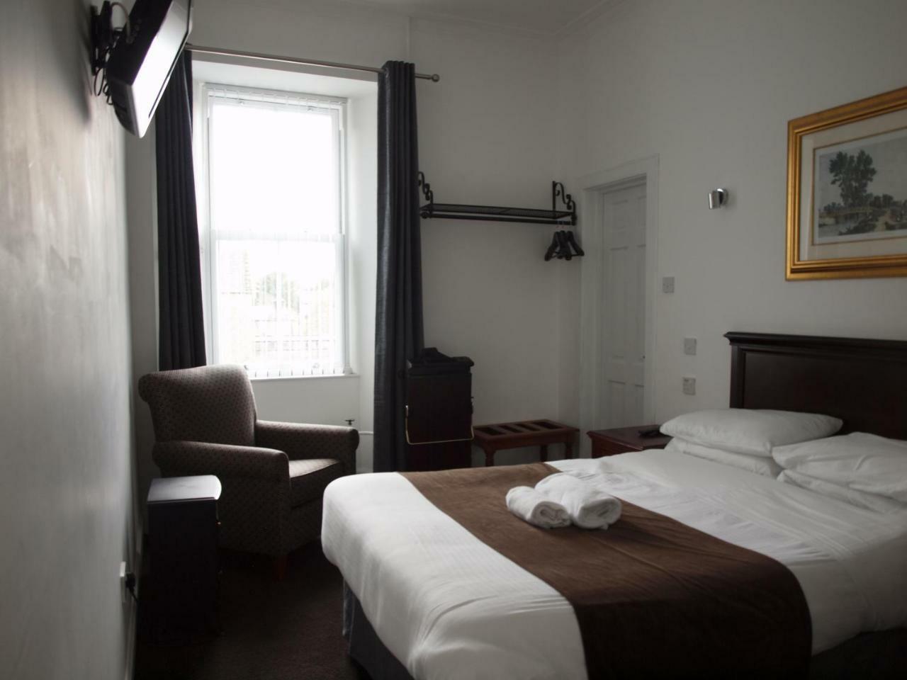Argyll Arms Hotel แคมป์เบลทาวน์ ภายนอก รูปภาพ
