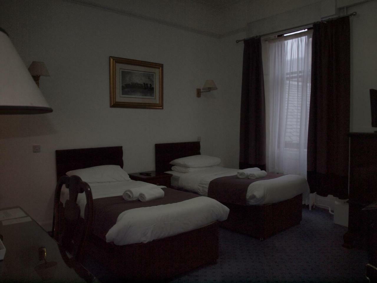 Argyll Arms Hotel แคมป์เบลทาวน์ ภายนอก รูปภาพ